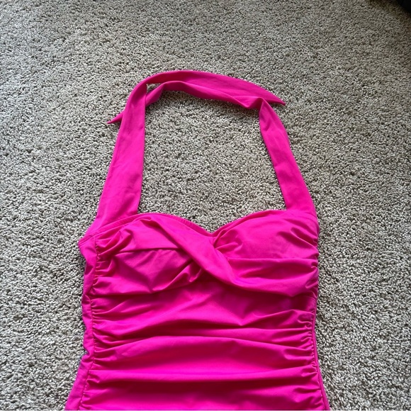 Catalina Suddenly Slim Hot Pink Slimming One Piece Swimsuit Size Medium 8-10 - Picture 2 of 9